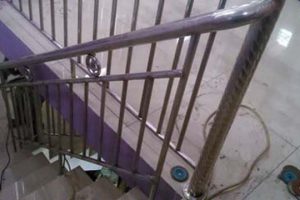 pegangan tangga dengan bahan stainless